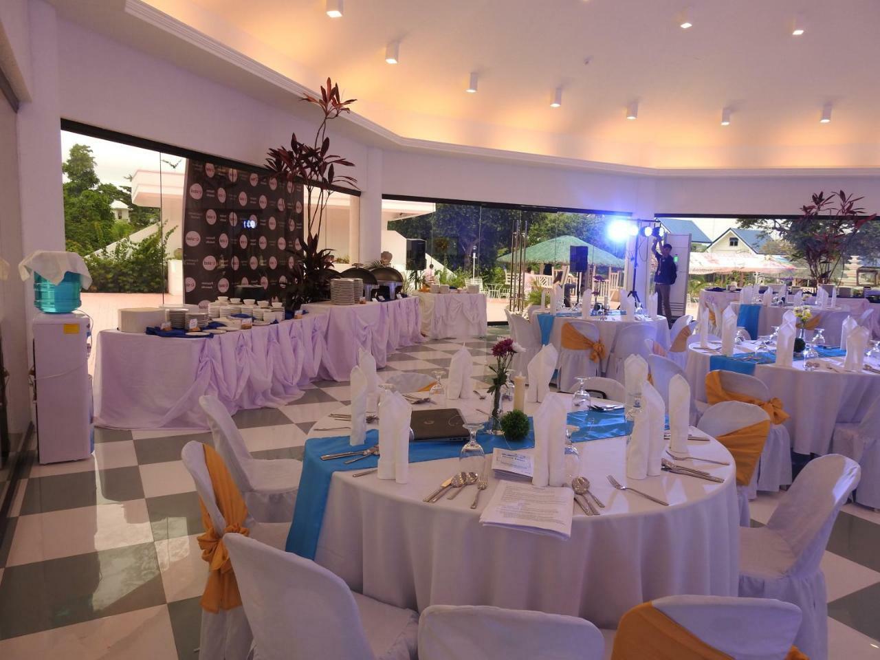 Ai World Park And Resorts Bacungan Exterior foto